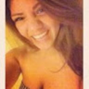 Meet your Posher, Dania